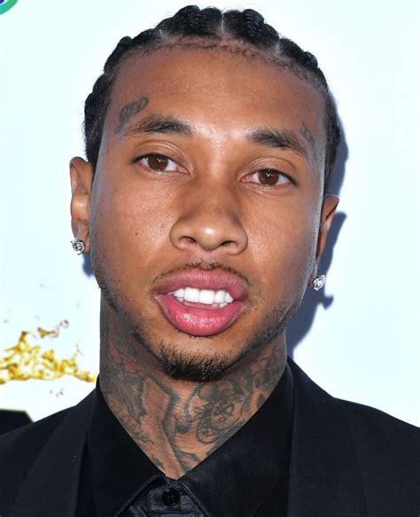 tyga penis|Sem limites! Após publicar vídeo pelado, Tyga compara pênis a。